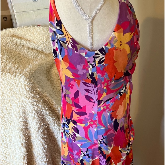 Beautiful Spring Dress by Aidan Maddox! - Picture 10 of 11